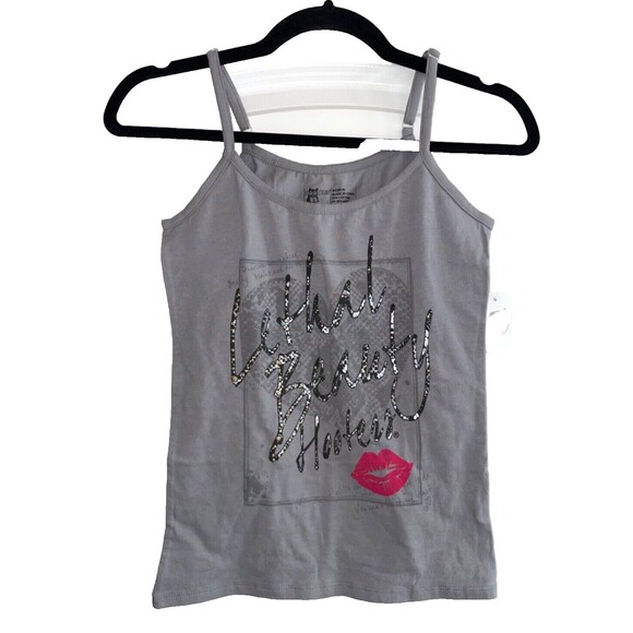 Hooters Vintage NWT Women's Lethal Beauty Graphic Tank Top size M Embellished - Picture 1 of 8